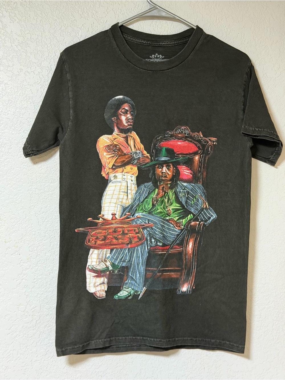 Black OutKast Men’s Tee with Vintage Pulp Artwork Live on Tour 1999